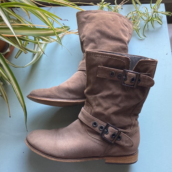 Relativity boots - Picture 1 of 7